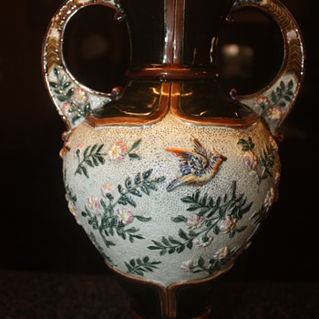 MYSTERY VASE 