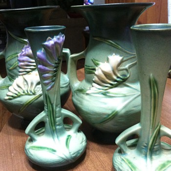 Roseville Freesia vases