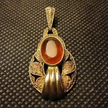 Art Deco Silver Gilt Filigree Carnelian Pendant by Theodor Fahrner - Fine Jewelry