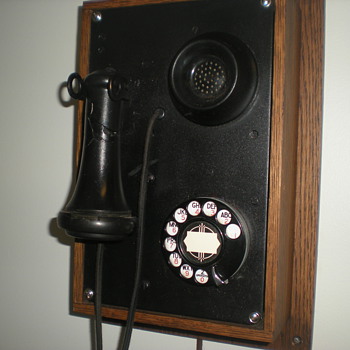 1930's Kellogg Art Deco Wall Phone - Telephones