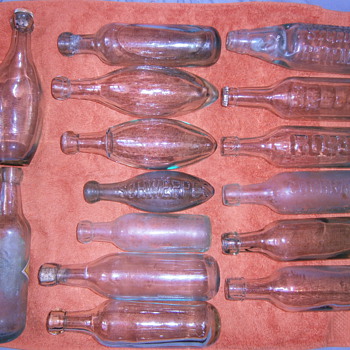Beautiful antique bottles - Bottles