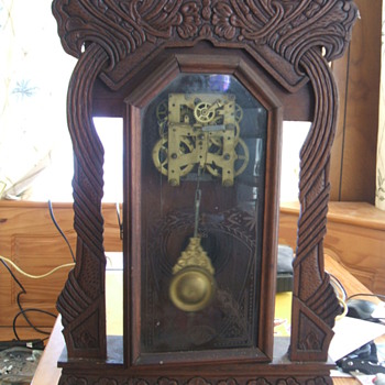 New Haven Parlor Clock Att. Bruce99 - Clocks