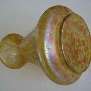 My Lovely 'KRALIK PAPILLON' Vase - Art Glass