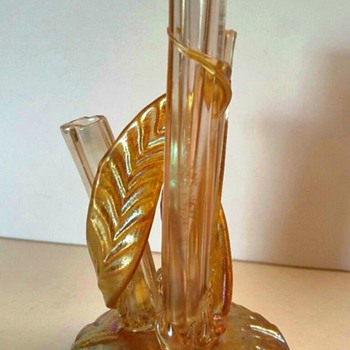 Rare Loetz Three Prong Stump Vase. - Art Glass