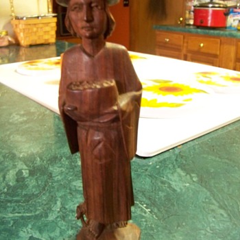 Ecuador Statue