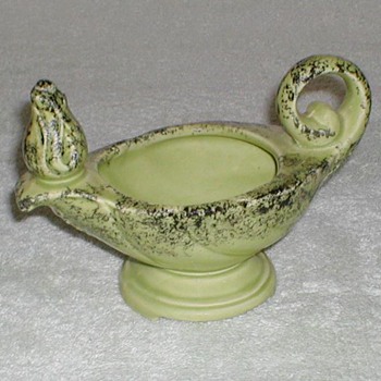 Brush McCoy Aladdin Lamp planter - Art Pottery
