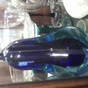 Pear paper weight/bookend - Art Glass