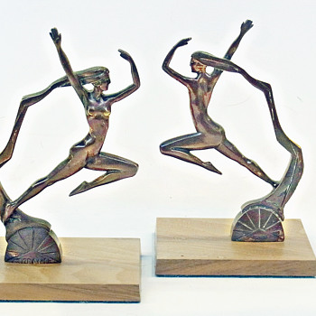 FRENCH NUDE DANCING GIRL CAR MASCOTS BY MORANTE 1925 - Classic Cars