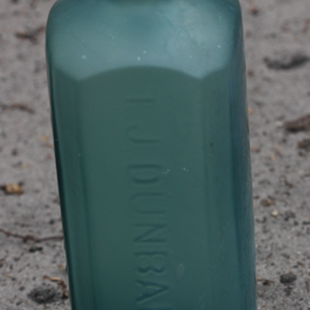 ~~~Old Cordial Schnapps~~~ - Bottles