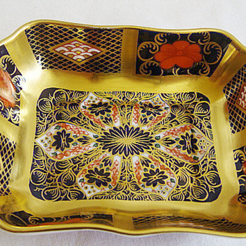 Royal Crown Derby  1128 Old Imari Trinket dish - China and Dinnerware