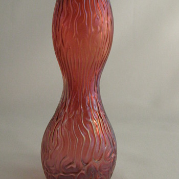  Kralik Iridescent Art Glass Vase Uncommon "Brain" ? Decor ca 1900 Czechoslovakia - Art Glass