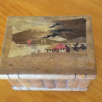 Japanese Puzzle Box with Hidden Key - Asian