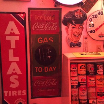 Coca-Cola 1932 Gas To-Day gas station tin sign - Coca-Cola