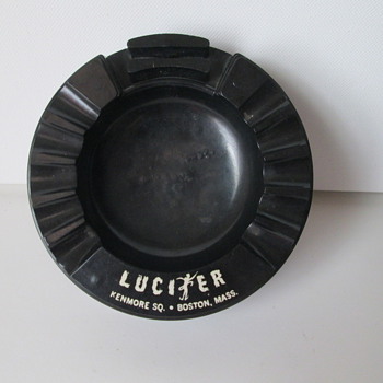 Lucifer Ashtray - Tobacciana