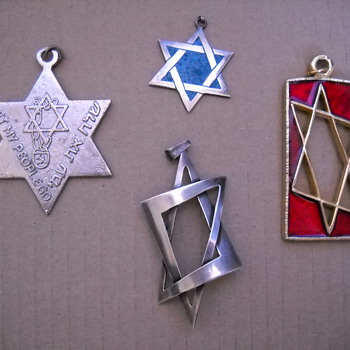 Star of David Pendant Collection - Fine Jewelry