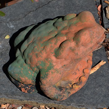 Another Frog - this one is an old fountain. - Animals