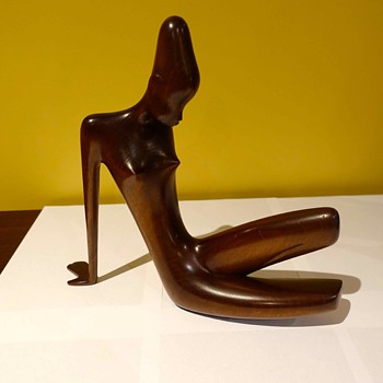 New Purchase for collection, Rare Art Deco Fruitwood Hagenauer Seated African Figure - Art Deco