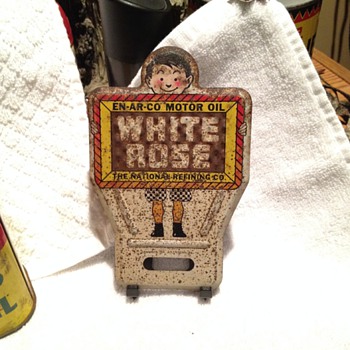 white rose license plate decoration - Petroliana