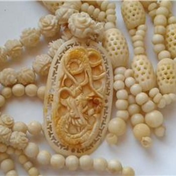 Carved bone necklaces - Fine Jewelry