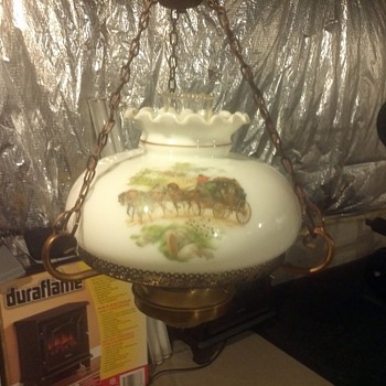 Victorian Lamp with horses and carriages - Lamps