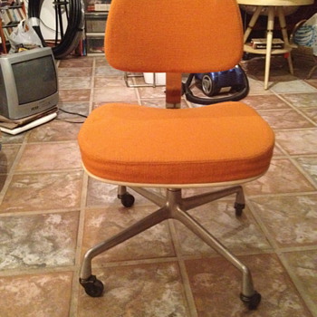 Herman Miller Aluminum Group Secretarial - Furniture