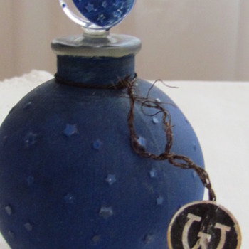 Rene Lalique Dans la Nuit Boule Perfume Bottle for Les Parfums Worth - Art Glass