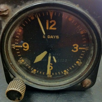 Army Air Corp airplane clock? - Military and Wartime