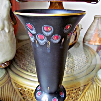Gouda Pottery Zwaro Vase - Art Pottery