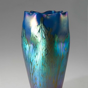 LOETZ  BLUE MEDICI  VASE - Art Glass