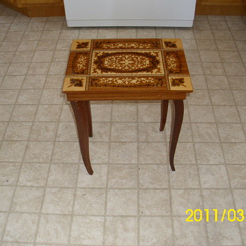 Jewellery Box.....maybe???? - Furniture