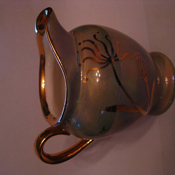 Green and Gold Cumbow Pitcher