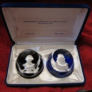Baccarat Cameos in Crystal Benjamin Franklin King Louis XVI