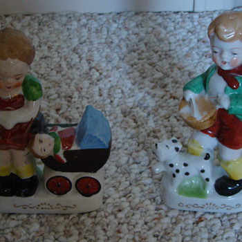 Boy and girl figurine set - Art Pottery