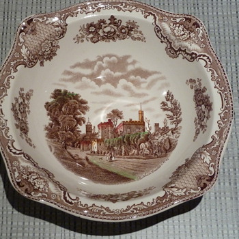 Johnson Bros Plate/Bowl