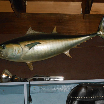 Old Tuna Family Heirloom - Animals