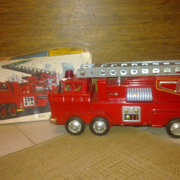 Yonezawa No. 649 Grand Lift Fire-Engine