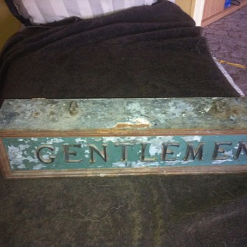 Gentlemen's Sign 