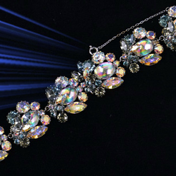 Rare Vintage Sherman Grey and Aurora Borealis Cabochon Bracelet - Art Deco