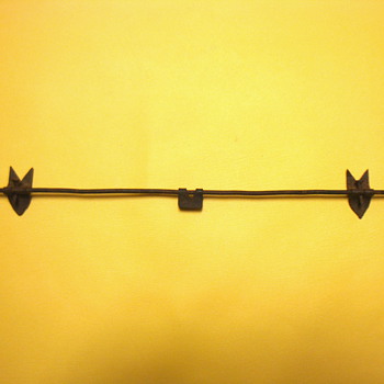 VERY EARLY BARBED WIRE DESIGN - Tools and Hardware