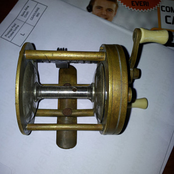 south bend anti back lash casting reel no 550a was silver