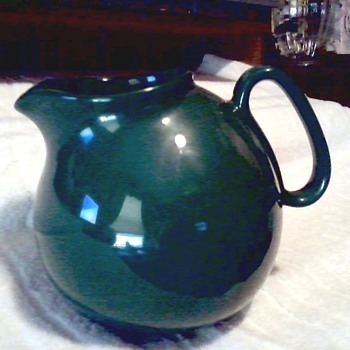  Vintage Hunter Green Waechtersbach Spain Ball Pitcher / Circa 19 ?? 