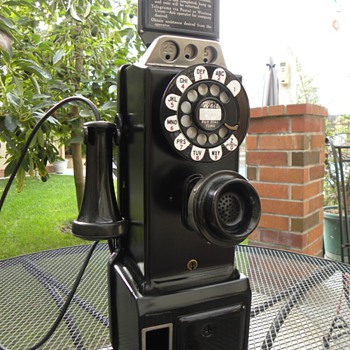 Western Electric Two-Piece Payphone - Telephones