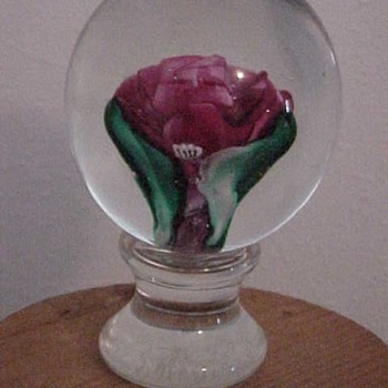 Melville Rose dated 1852 - Art Glass