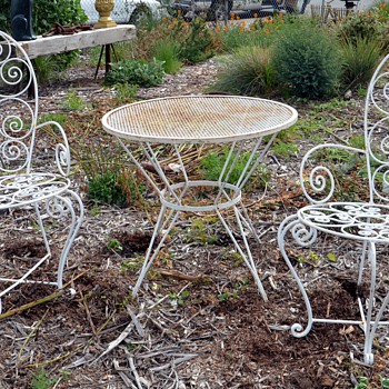 Some Garden Chairs I picked up this week and a Cool Table i got a month ago. - Victorian Era