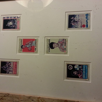 SIX VINTAGE BASKETBALL CARDS circa 1970 - 1973) - Basketball