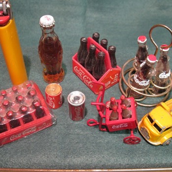 Lots of little Coca Cola bottles - Coca-Cola