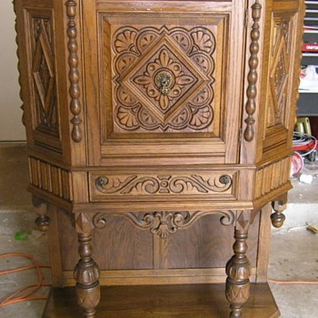 Not sure what it is, but I love it:) - Furniture