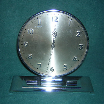 Chrome Deco Clock