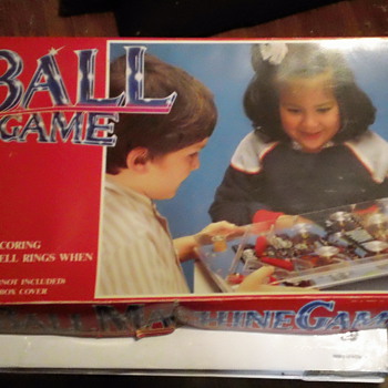 VINTAGE PINBALL MACHINE GAME GRAND PIX MINT - Games