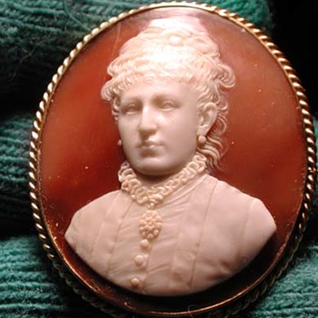 Portrait cameo of Victorian women - Victorian Era